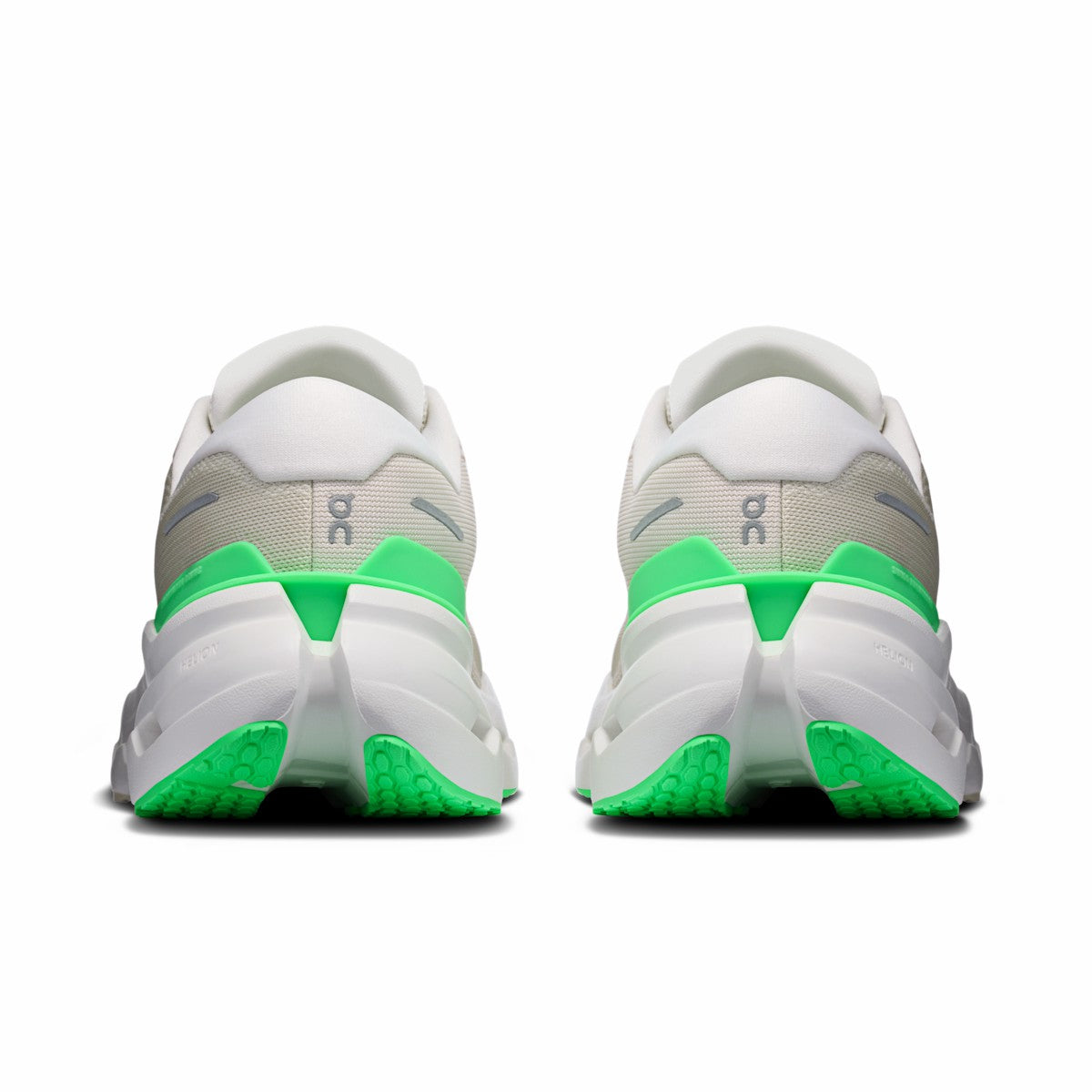 Women's Cloudrunner 3 - Ghost/Verdite | On United States