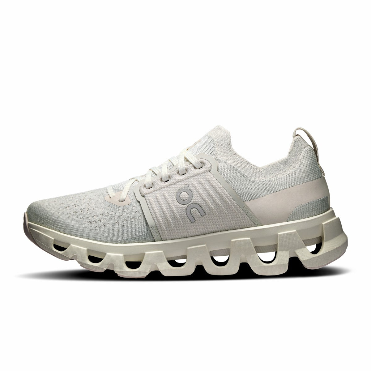 Women's Cloudswift 4 - Wolf/Sand | On United States