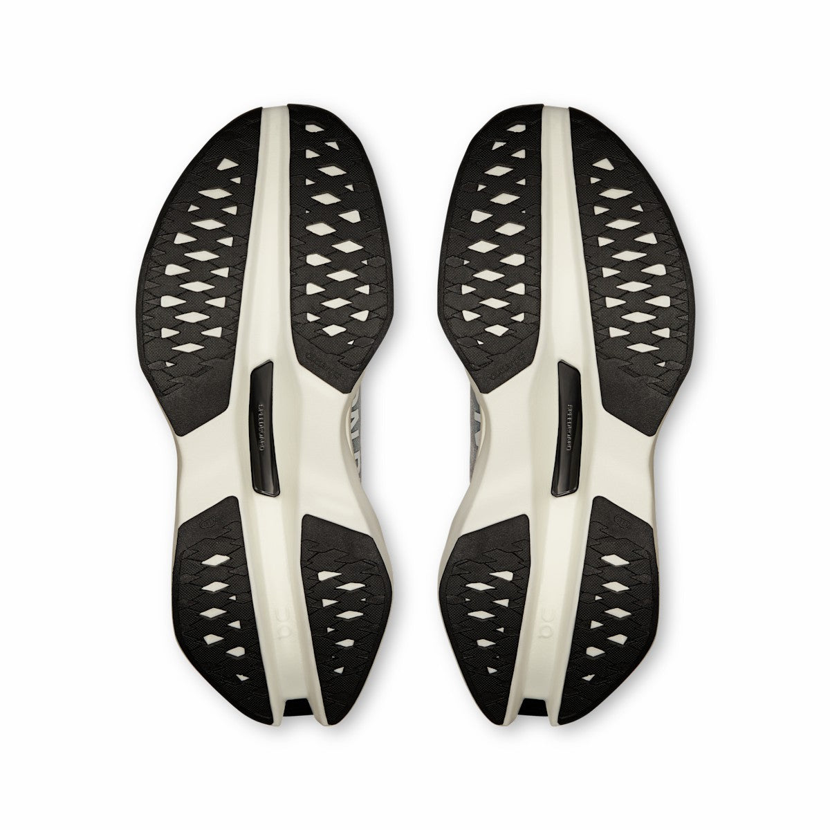 Women's Cloudboom Max - White/Black | On United States