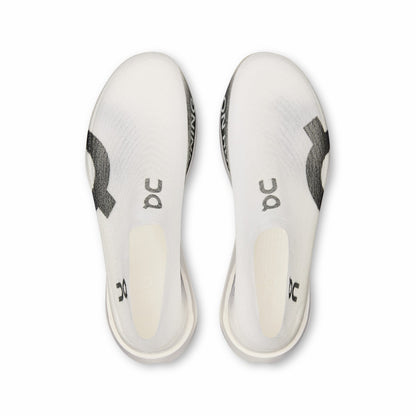 LightSpray Cloudboom Strike - White/Black | On United States