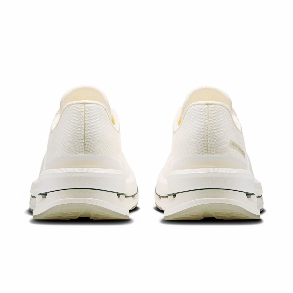 Women's Cloudrise Cyclon 1.1 - Undyed | On United States