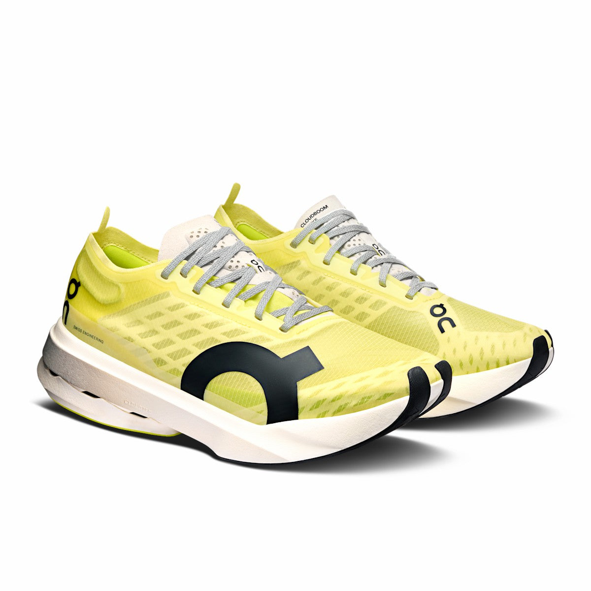 Women's Cloudboom Strike - Limelight/Wolf | On United States