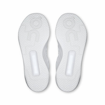 Women's THE ROGER Clubhouse Pro 2 - White/Ivory | On United States