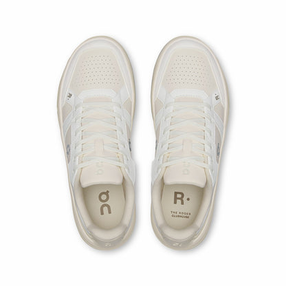 Women's THE ROGER Clubhouse - White/Dew | On United States