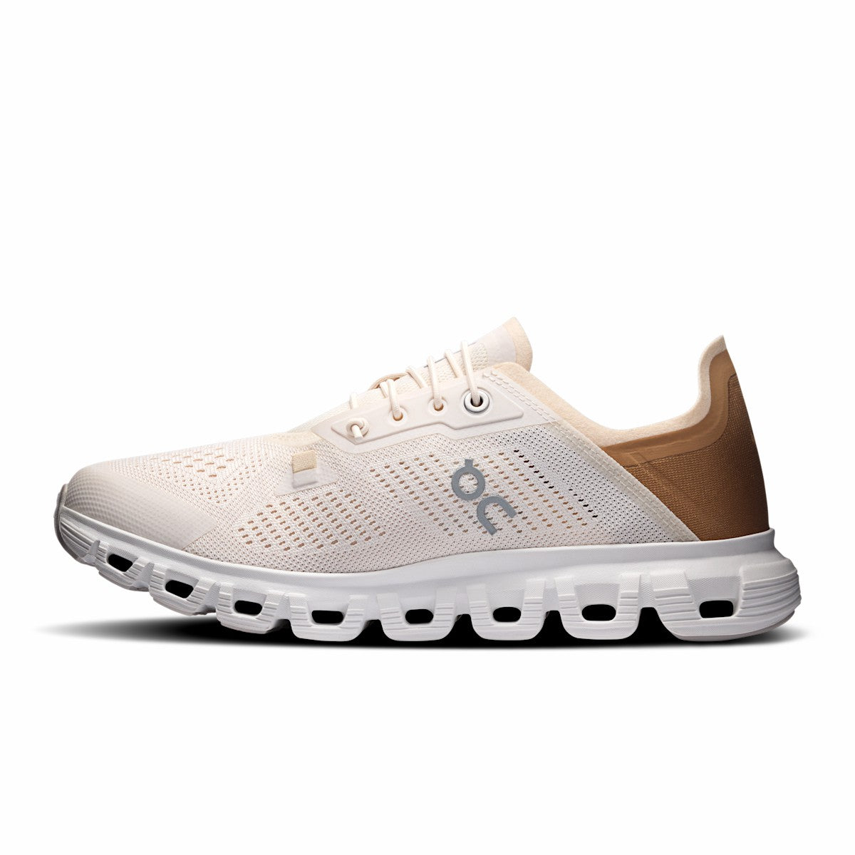 Women's Cloud 6 Coast - Gardenia/Sphinx | On United States