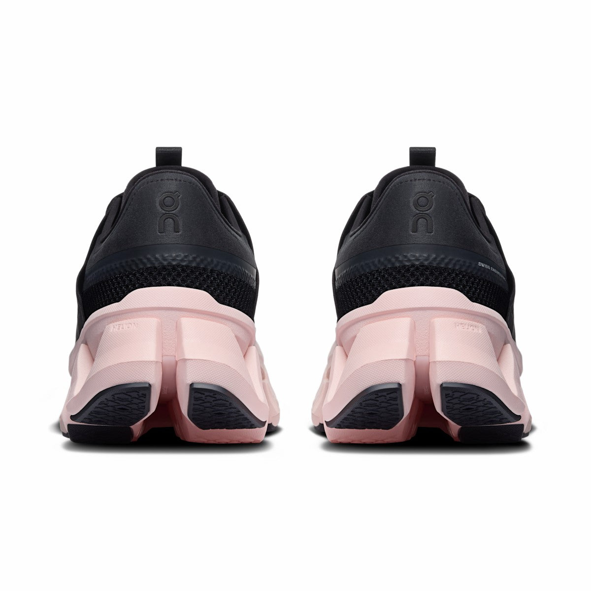 Women's Cloudswift Amp - Black/Salt | On United States