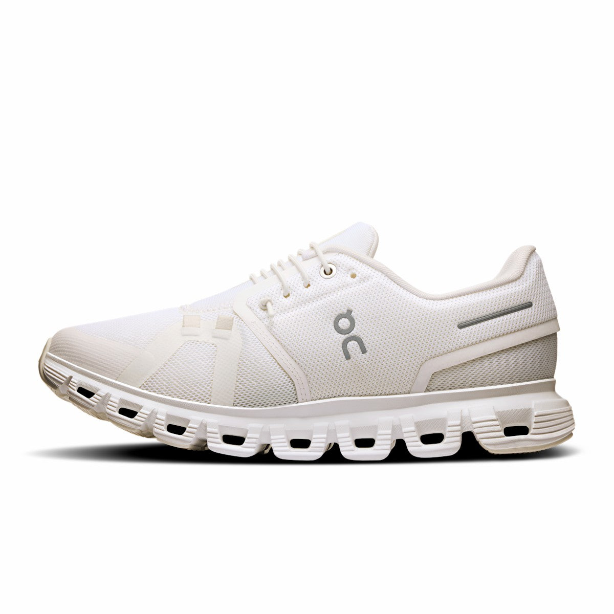 Women's Cloud 6 Wide - White/White | On United States