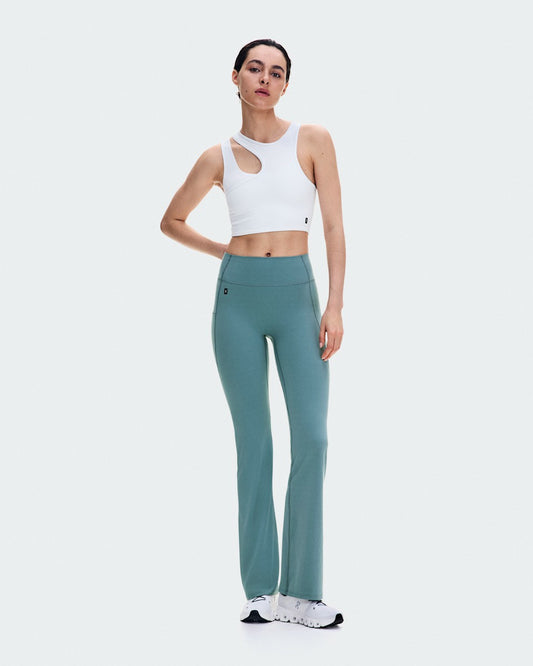 Women's Studio Asymmetric Crop - White | On United States