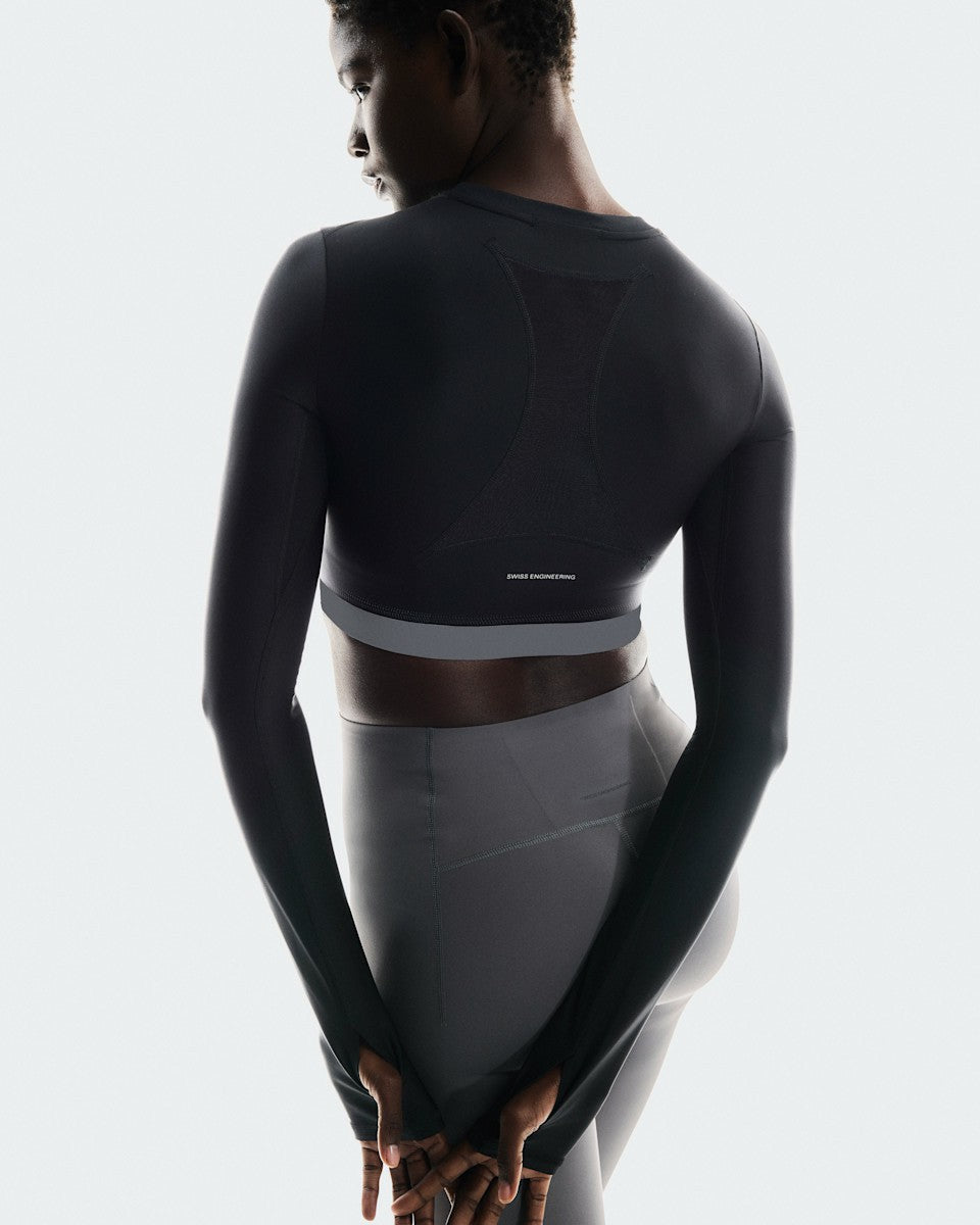 Women's Train Long Sleeve Crop - Black | On United States