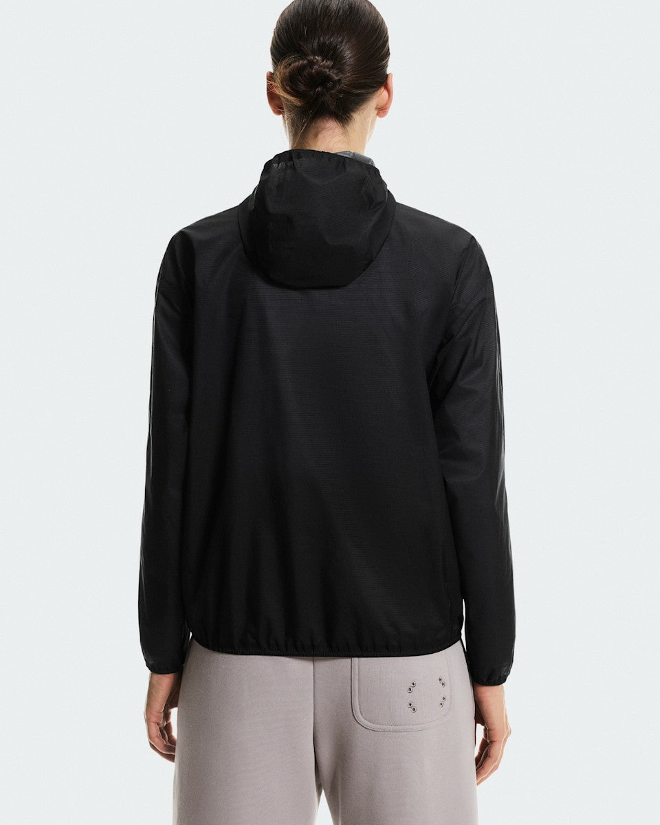 Women's Explore Lightweight Waterproof Jacket - Black | On United States
