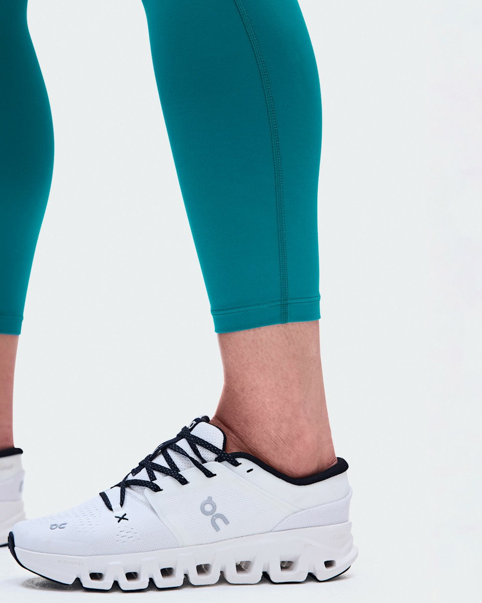 Women's Train Tights 7/8 - Abyss | On United States
