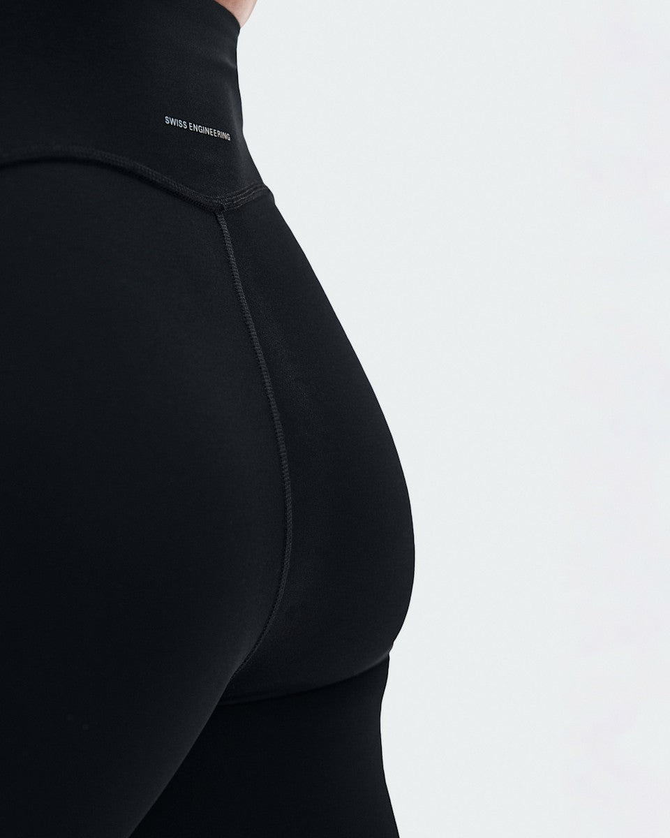 Women's Train Tights 7/8 - Black | On United States