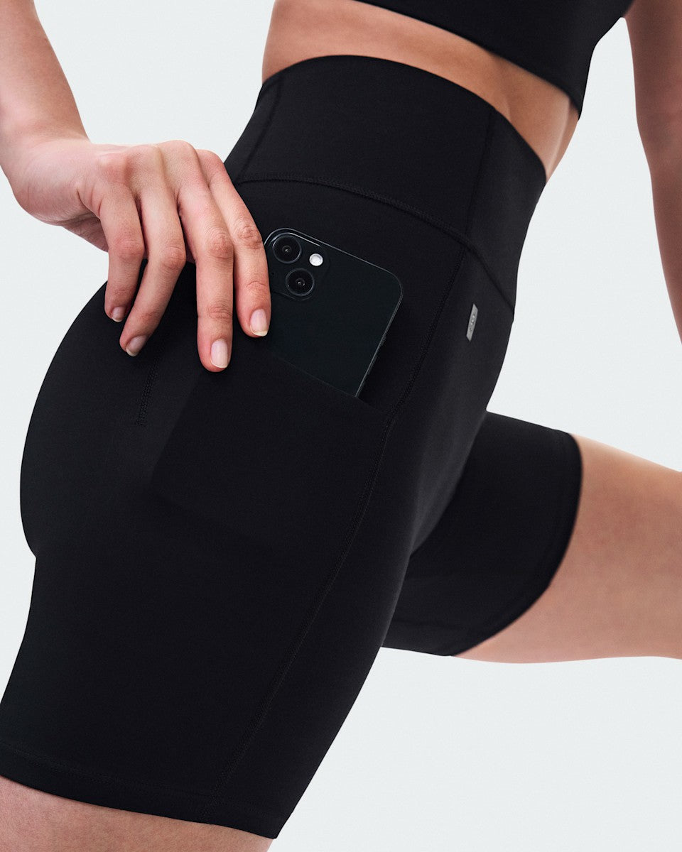 Women's Studio Leggings Short 6" - Black | On United States