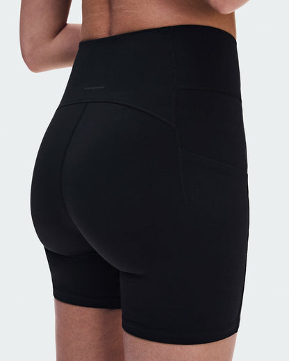 Women's Studio Leggings Short 6" - Black | On United States