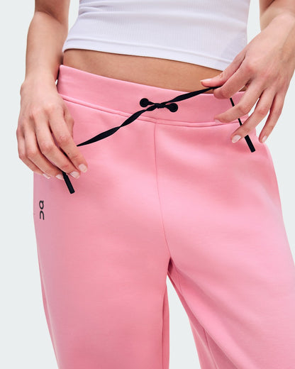 Women's Focus Tech Sweatpants - Magnolia | On United States