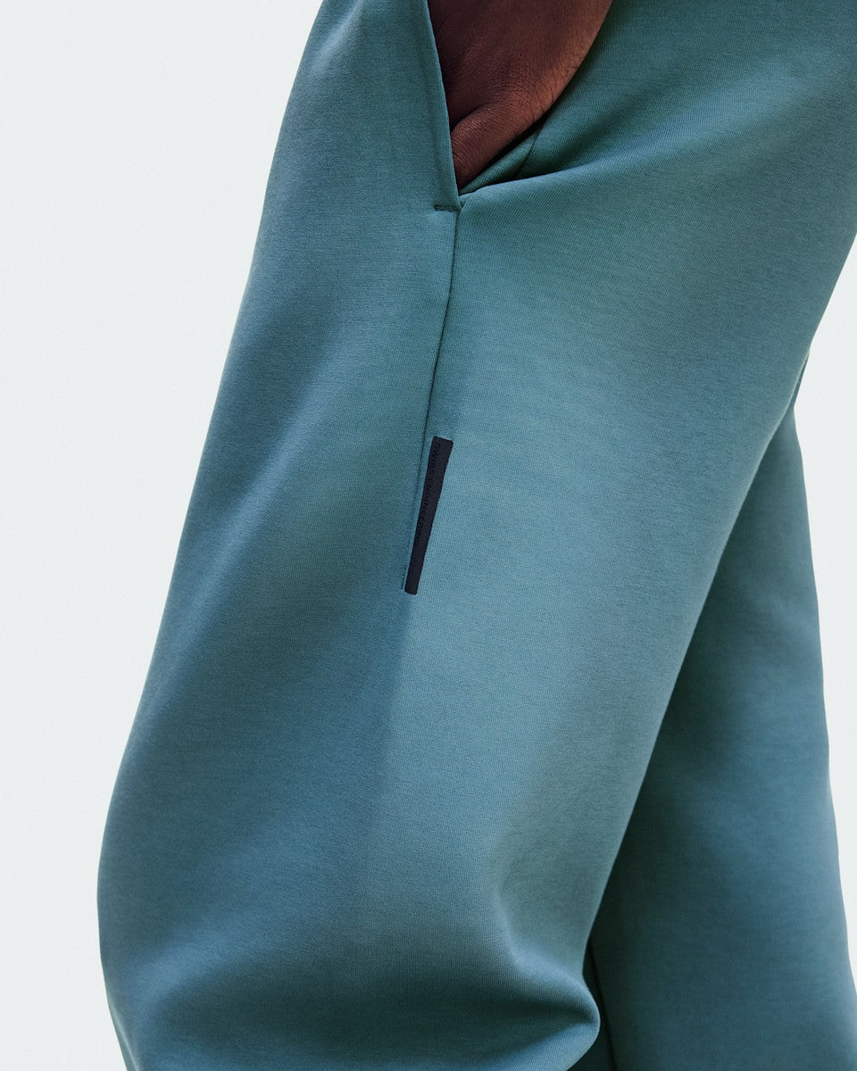 Women's Focus Tech Sweatpants - Agave | On United States