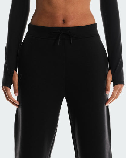 Women's Focus Tech Sweatpants - Black | On United States