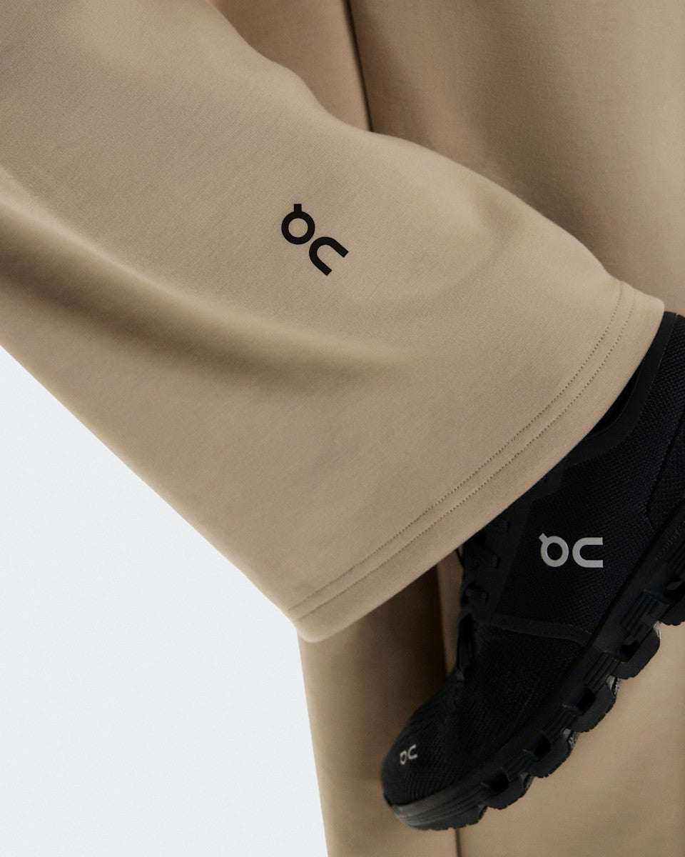 Women's Focus Tech Sweatpants - Desert | On United States