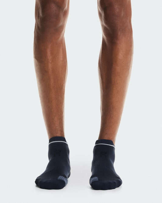 Performance Run Sock Low - Navy/Navy | On United States
