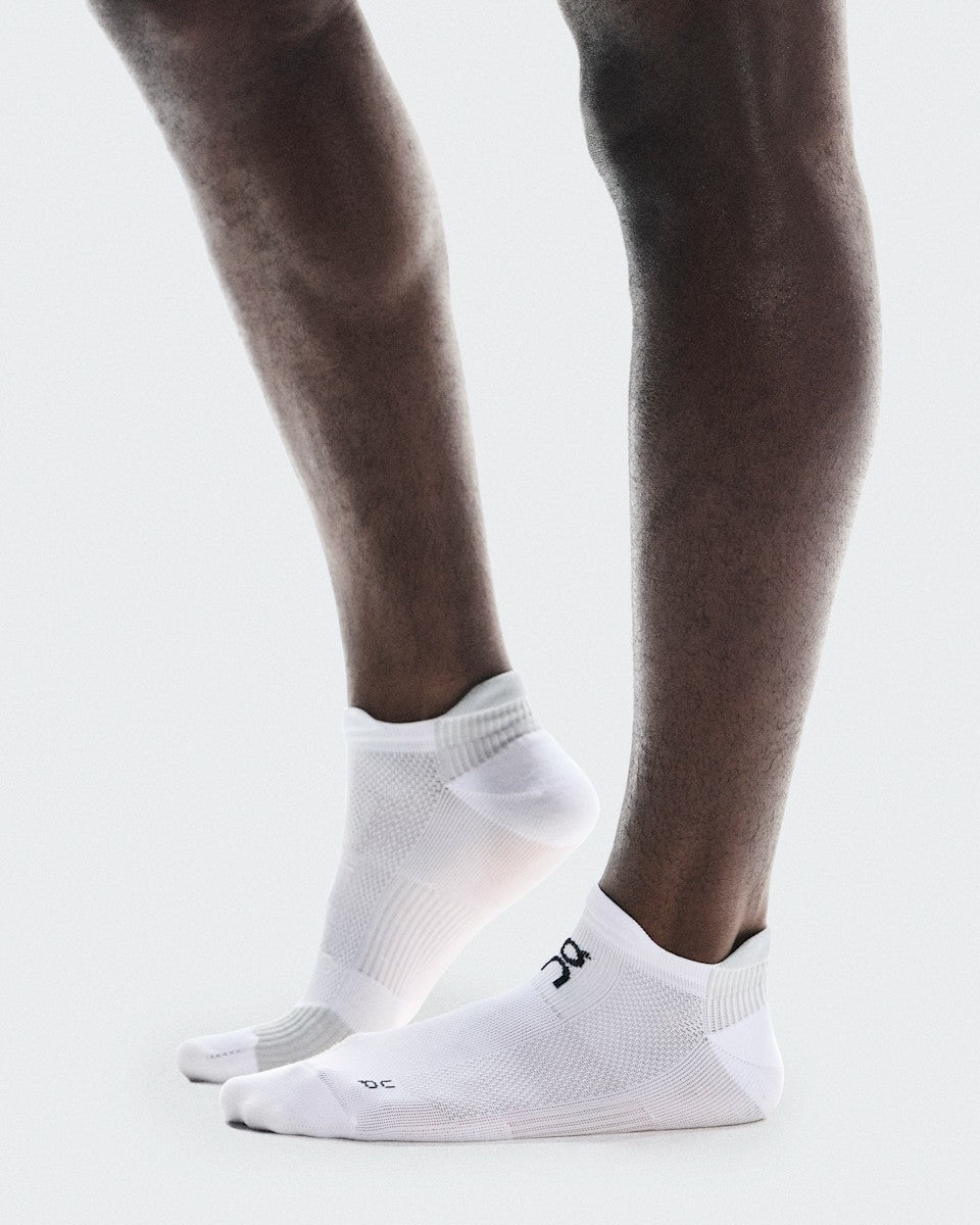 Performance Run Sock Low - White/Glacier | On United States
