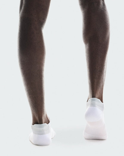 Performance Run Sock Low - White/Glacier | On United States