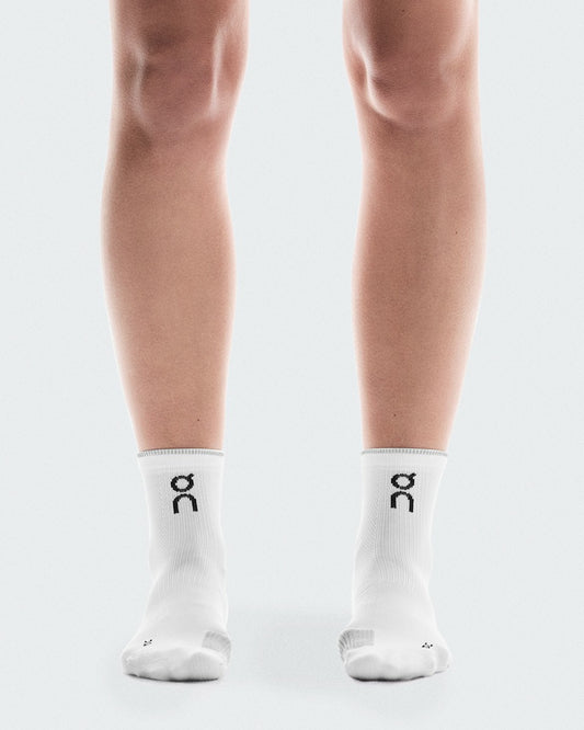 Performance Run Sock Mid - White/Glacier | On United States
