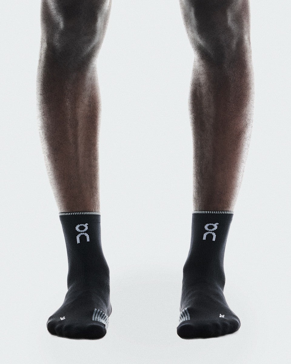Performance Run Sock Mid - Black/Eclipse | On United States