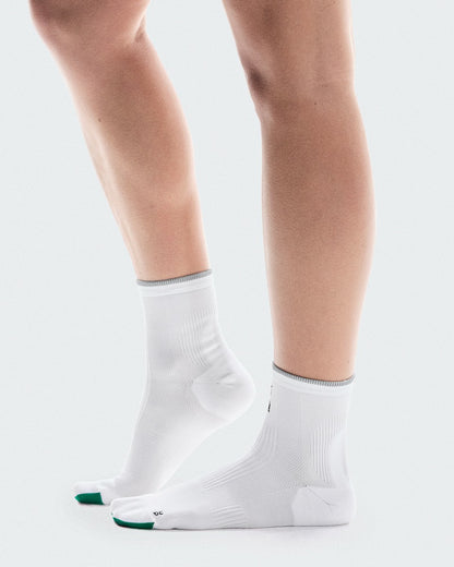 Elite Run Sock Mid - White/Ivory | On United States