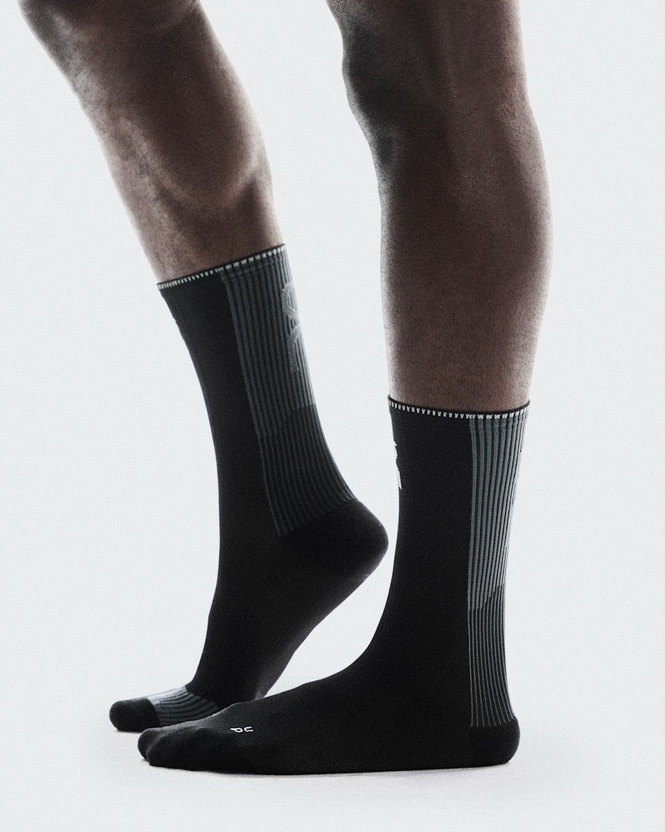 Performance Run Sock High - Black/Eclipse | On United States