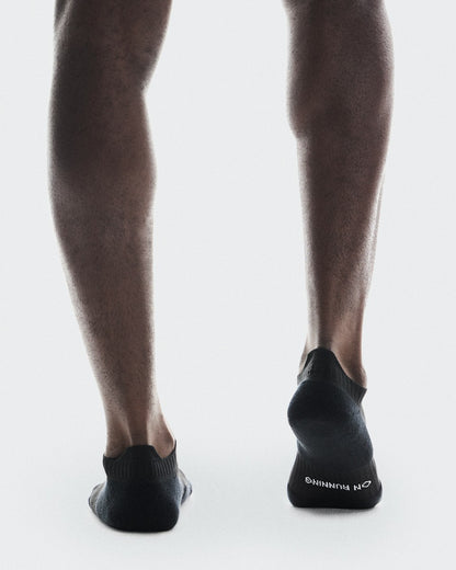 Core Run Sock Low 2P - Black | On United States