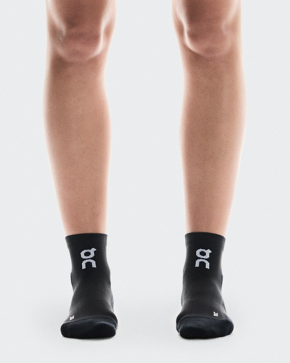 Core Run Sock Mid 2P - Black | On United States