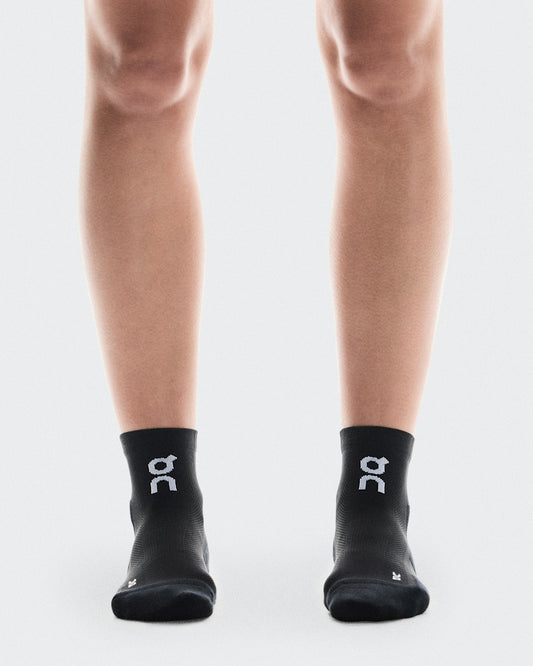 Core Run Sock Mid 2P - Black | On United States