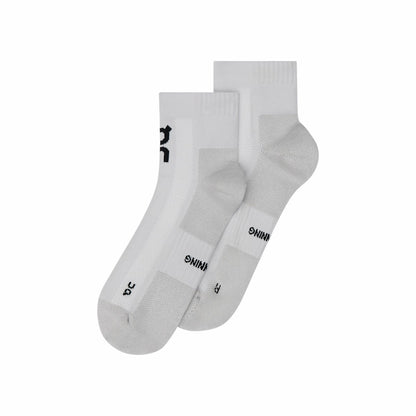 Core Run Sock Mid 2P - White | On United States