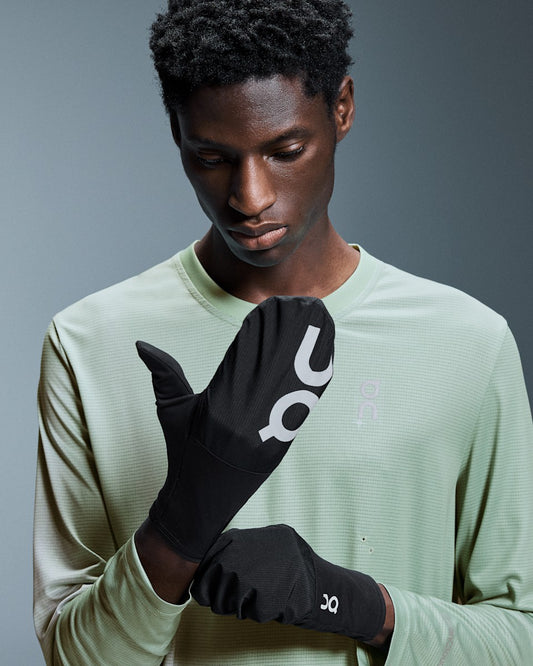Core Glove - Black | On United States