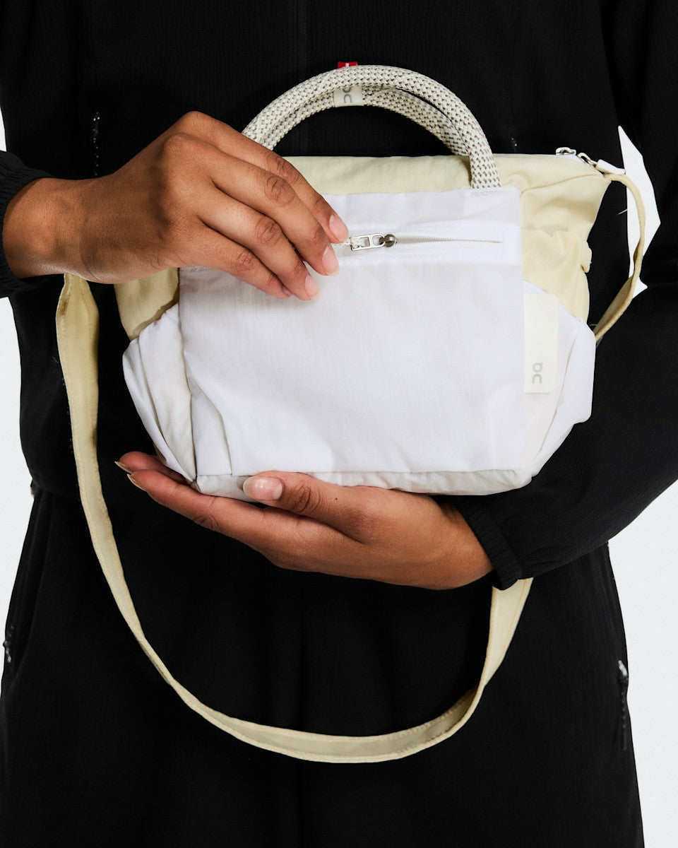 Track Pack Mini Elite - Cream/White | On United States