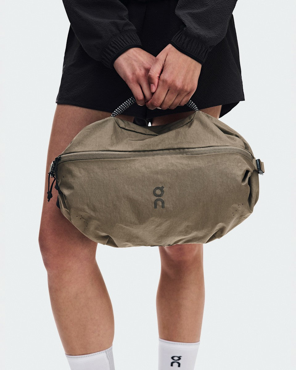 Sling Pack 9L - Olive/Black | On United States
