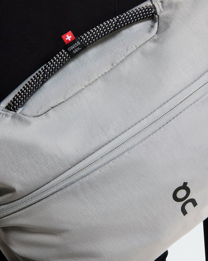 Sling Pack 9L - Glacier/Black | On United States
