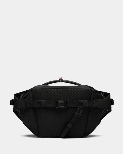 Sling Pack 9L - Magnet/Black | On United States