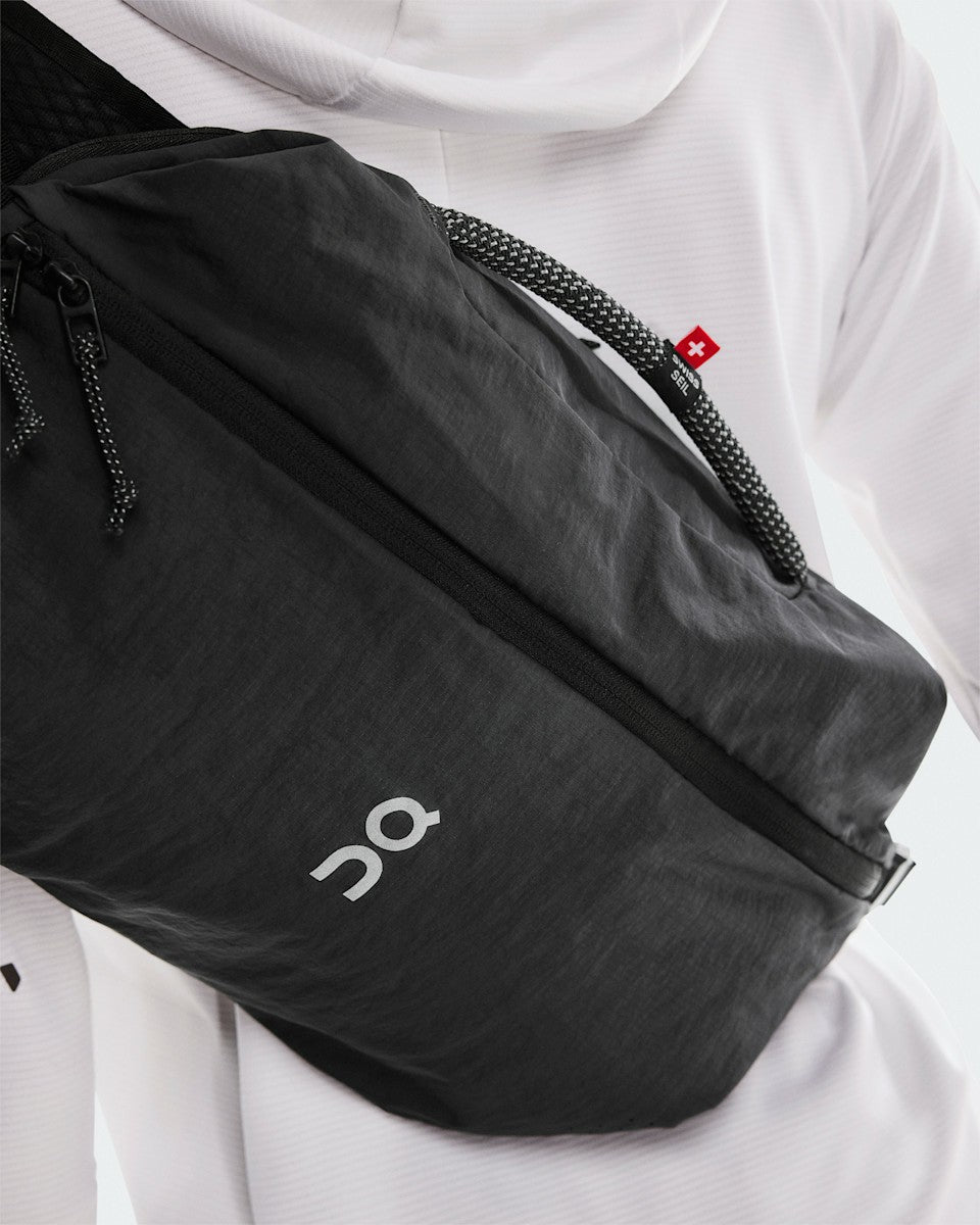 Sling Pack 9L - Magnet/Black | On United States