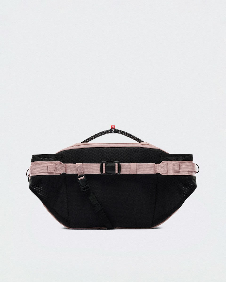 Sling Pack 9L - Biscuit/Black | On United States