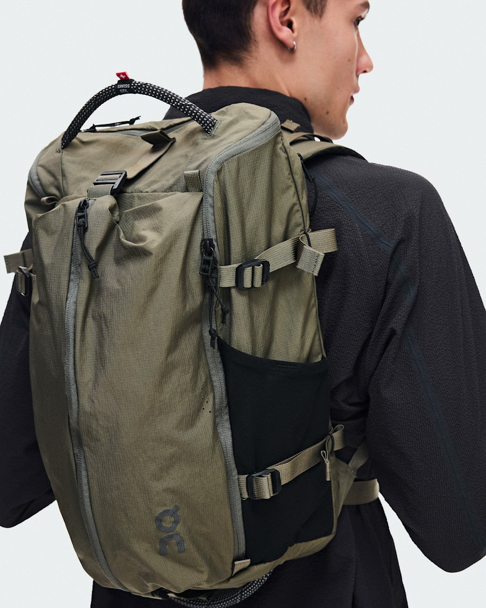 Speed Pack 30L - Olive/Black | On United States