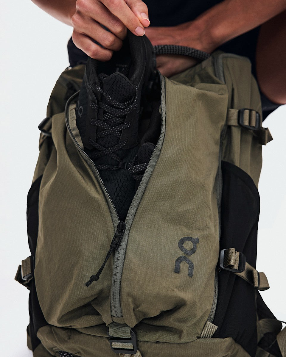 Speed Pack 30L - Olive/Black | On United States