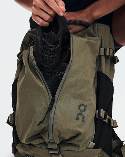 Speed Pack 30L - Olive/Black | On United States