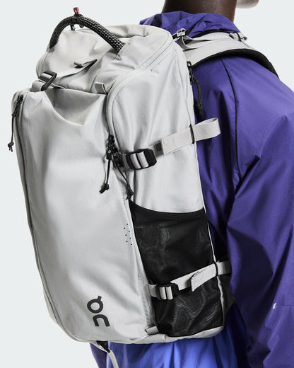 Speed Pack 30L - Glacier/Black | On United States