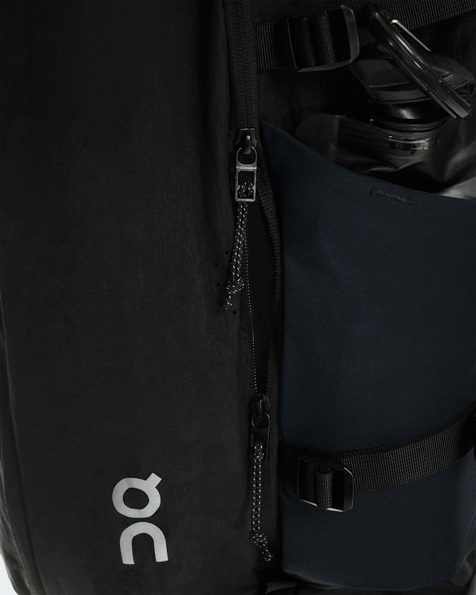 Speed Pack 30L - Magnet/Black | On United States