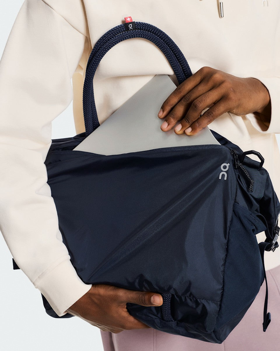 Track Pack 35L Lite - Navy | On United States