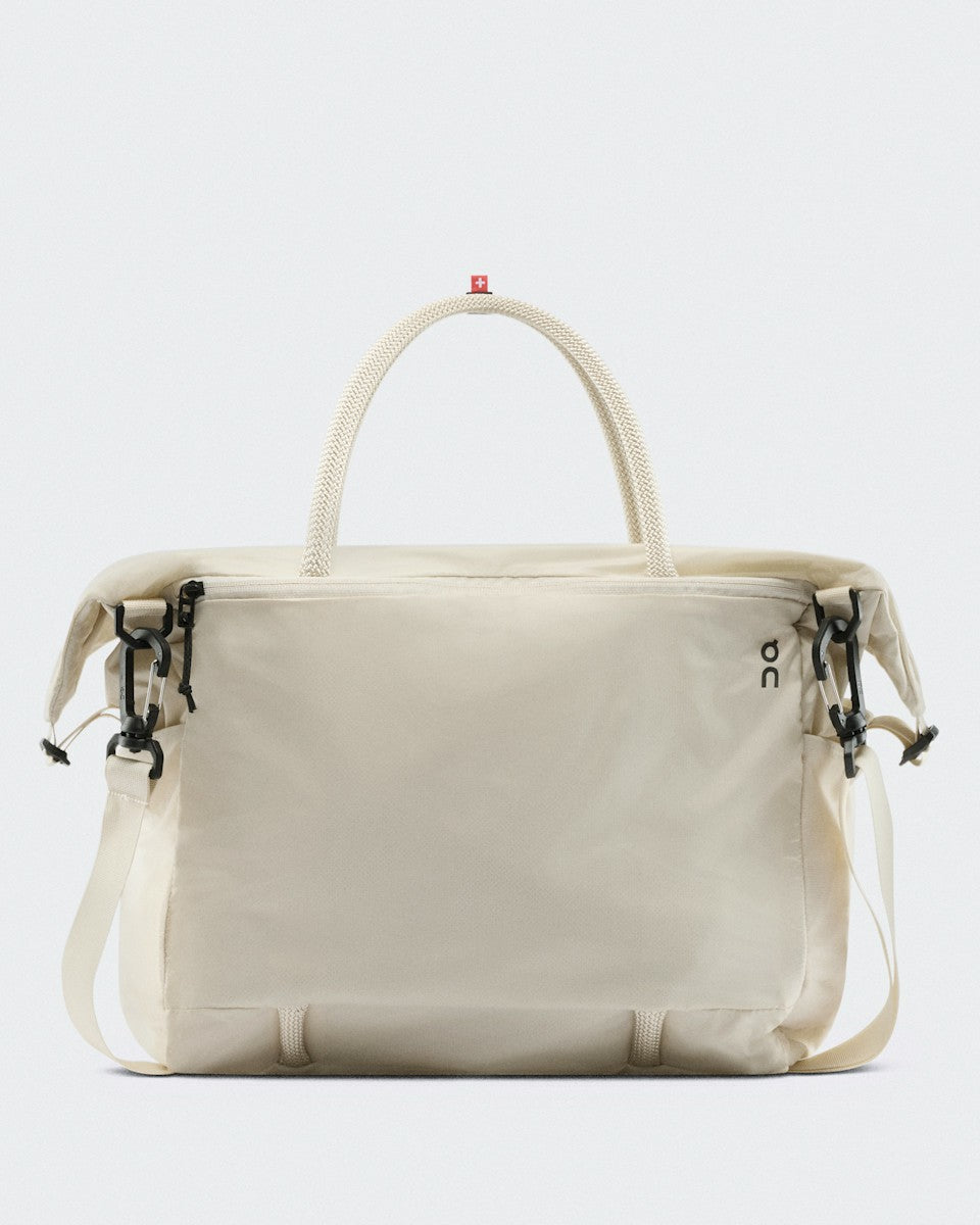 Track Pack 35L Lite - Cream | On United States