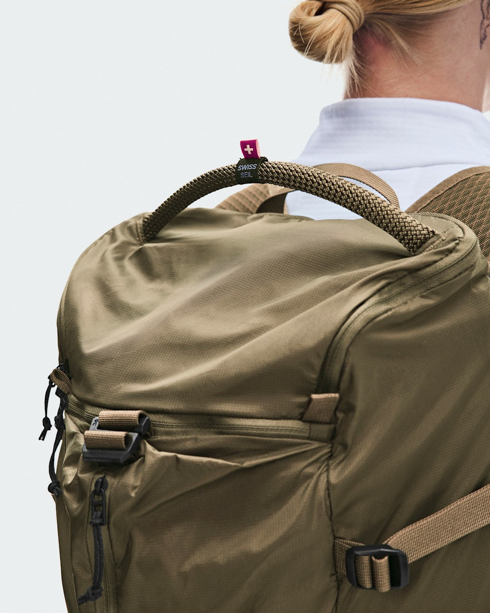 Speed Pack 18L Lite - Olive | On United States