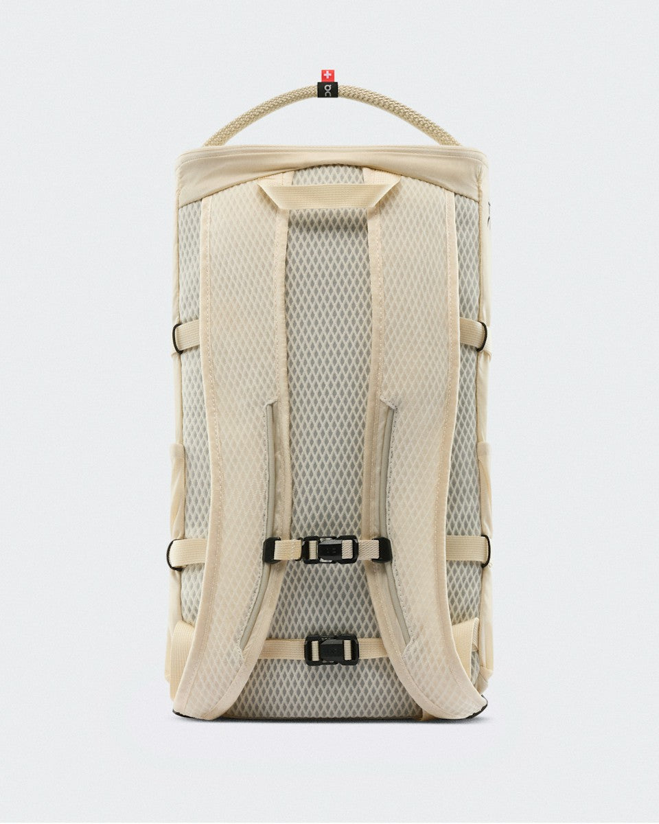 Speed Pack 18L Lite - Cream | On United States