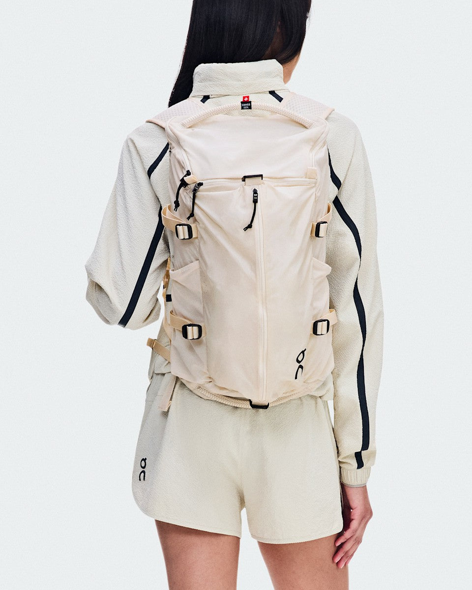 Speed Pack 18L Lite - Cream | On United States